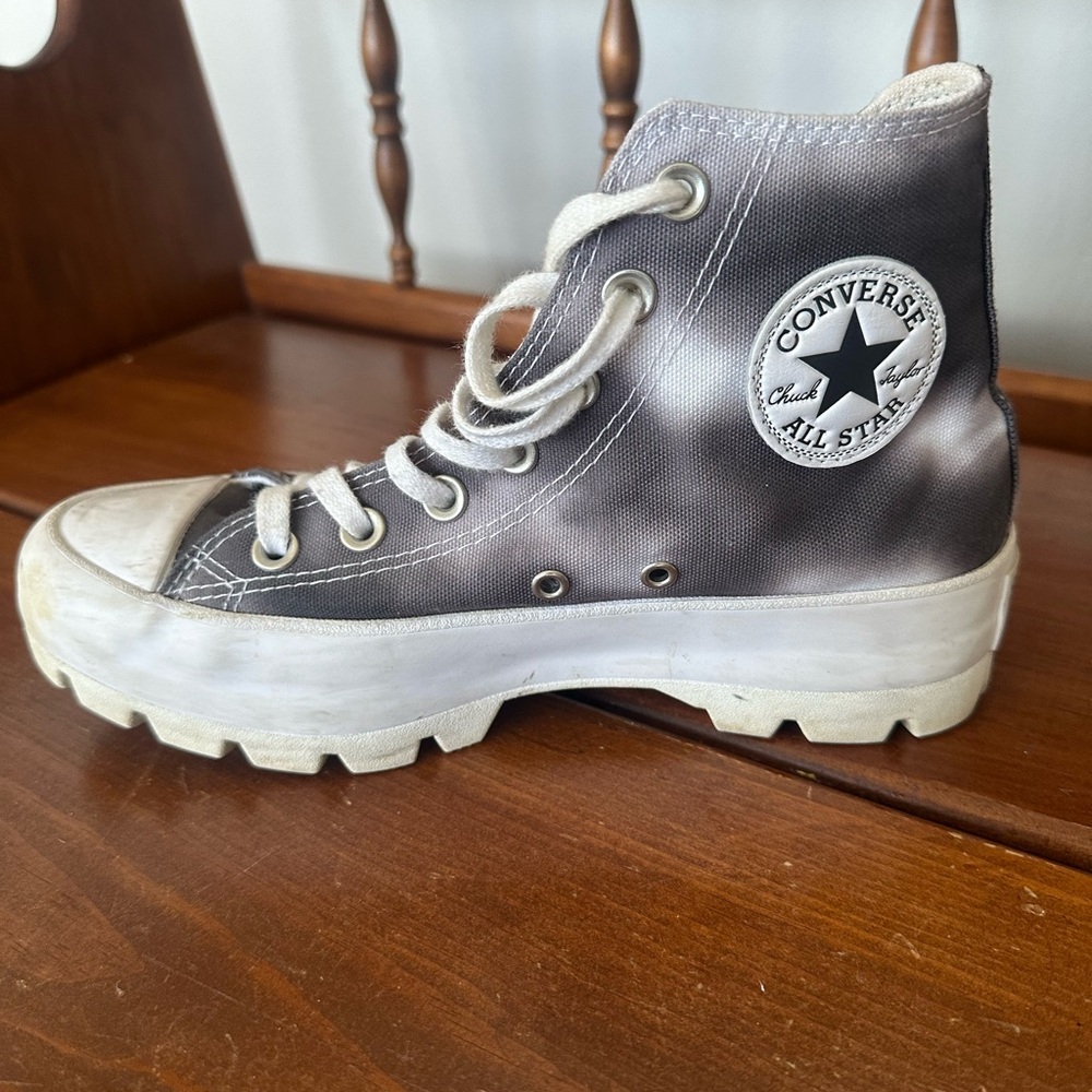 Converse High-Tops in Black and White Gradient - Picture 3 of 4